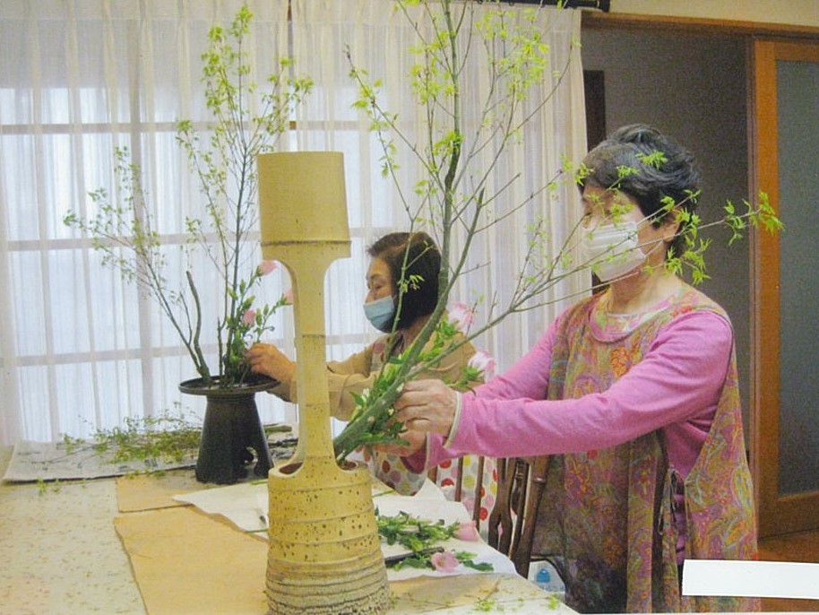 岡本 美穂子　池坊いけばな教室
