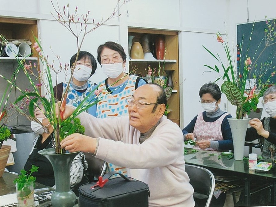 伊貝玉永　池坊いけばな教室