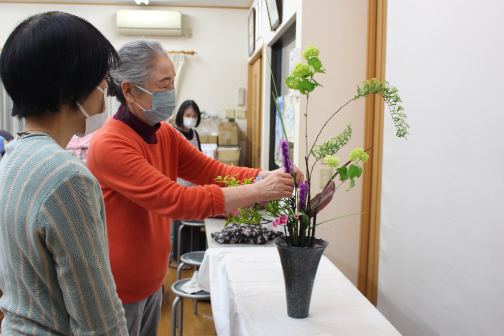 市川定子　池坊いけばな教室