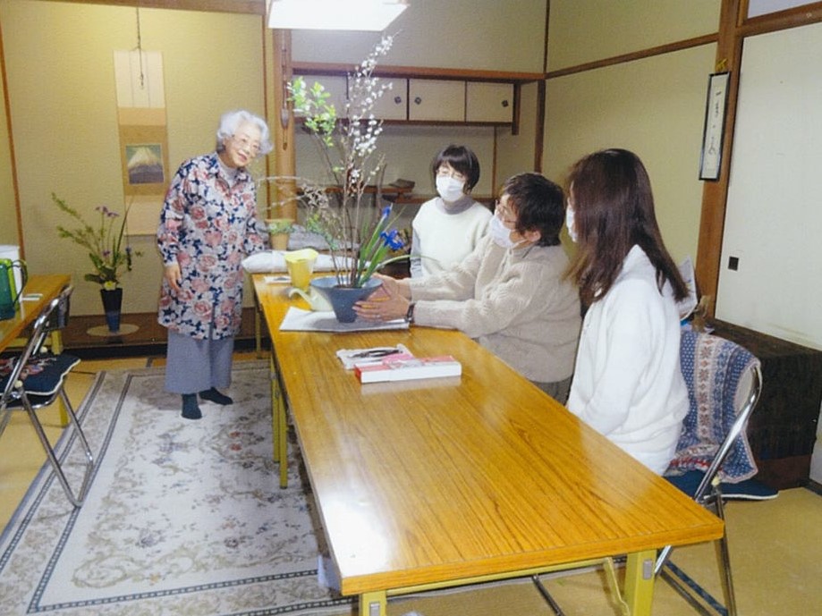 早津秀美　池坊いけばな教室「花れんぼ」