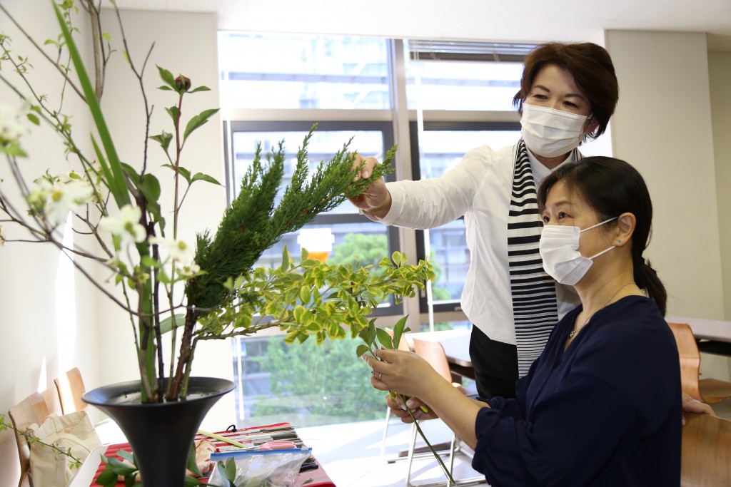 中村純子　池坊いけばな教室