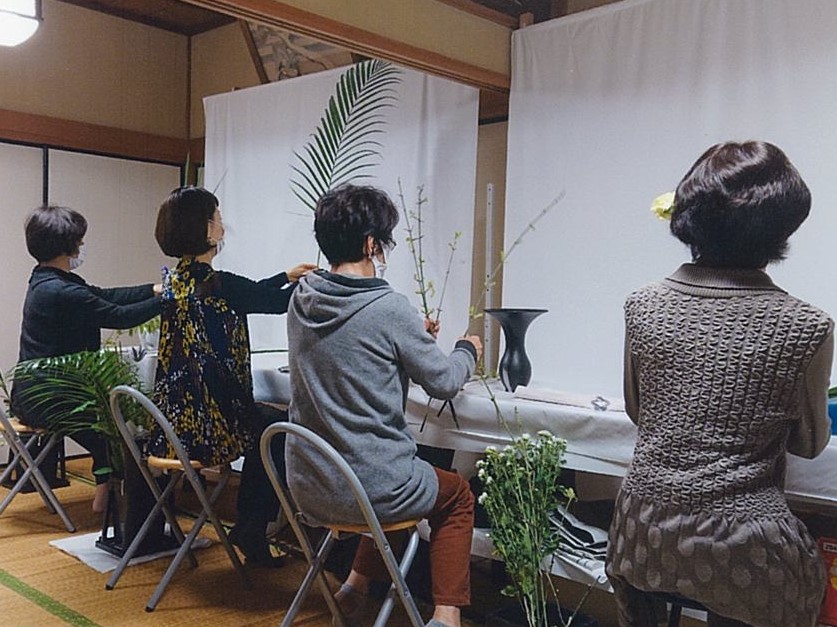安藤昭代　池坊いけばな教室