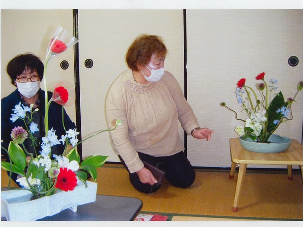 関藤芳子　池坊いけ花教室（華芳会）