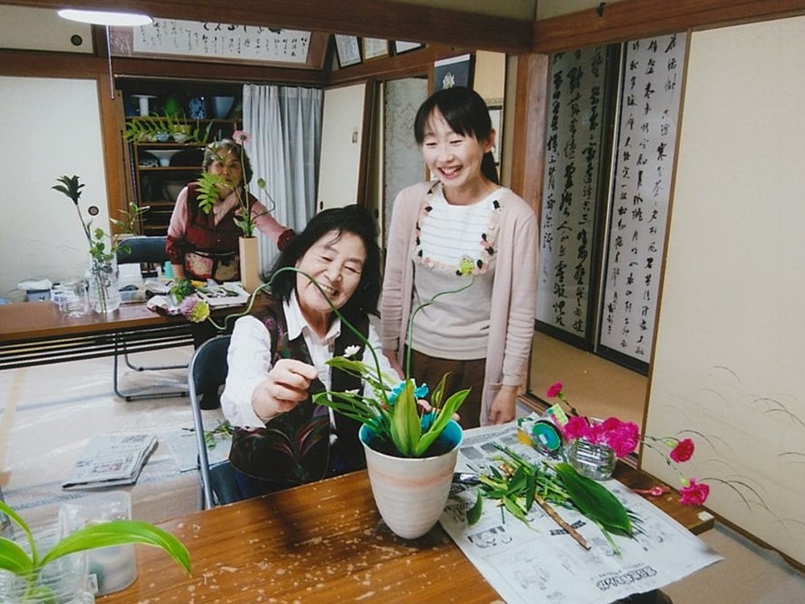 青山昌子　池坊いけばな・茶道裏千家教室