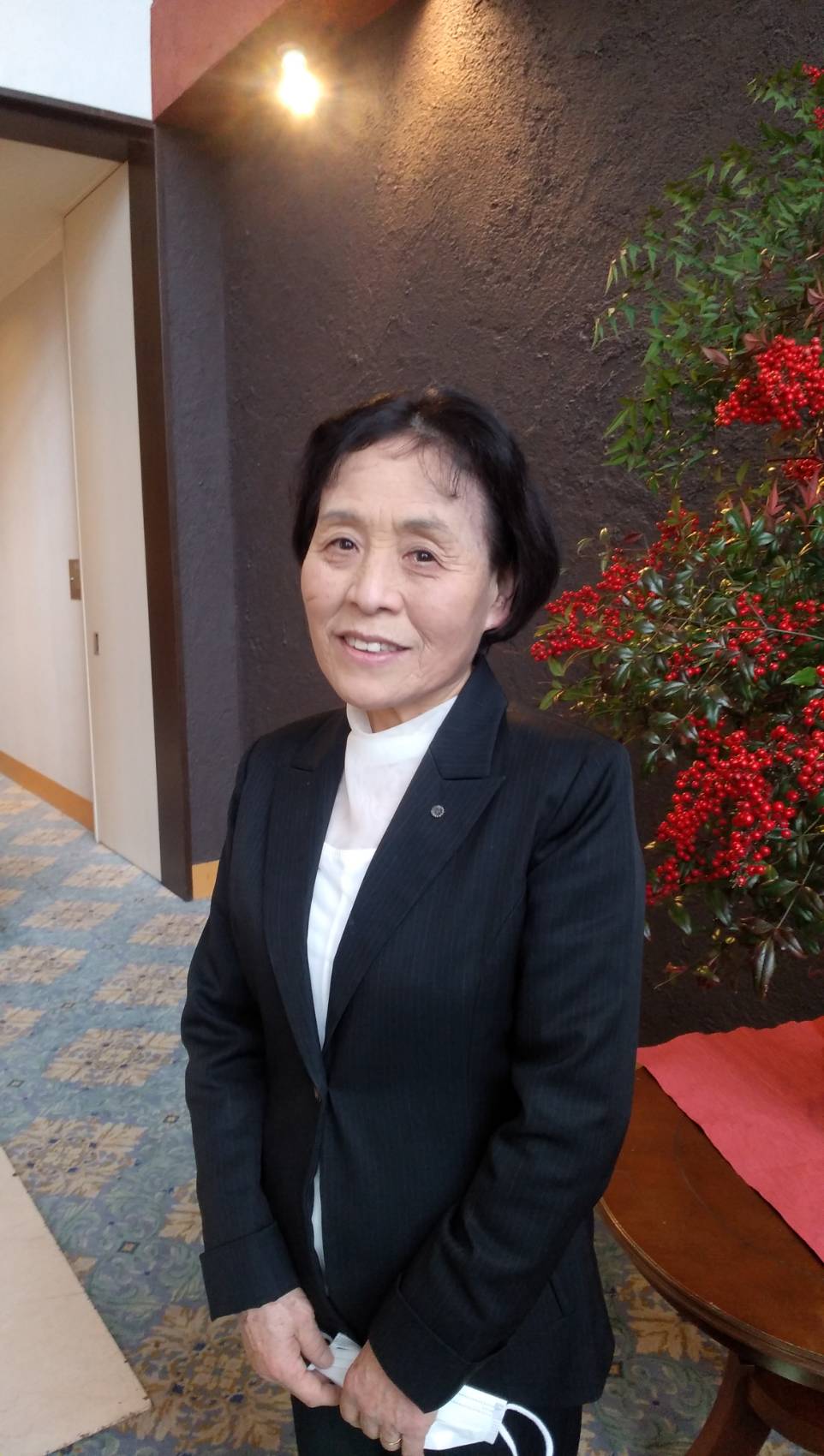 濱 あや子
