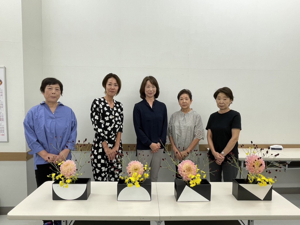 いけばな池坊ウニクスカルチャー教室
