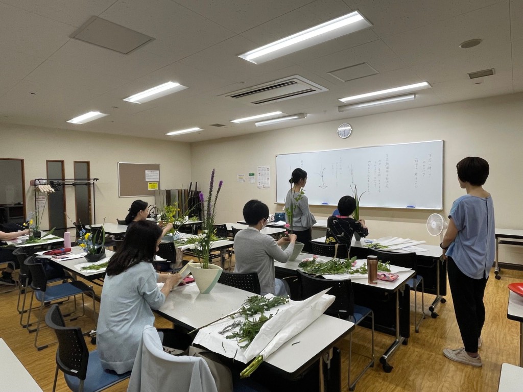 よみうりカルチャー恵比寿 池坊 いけ花(佐藤)