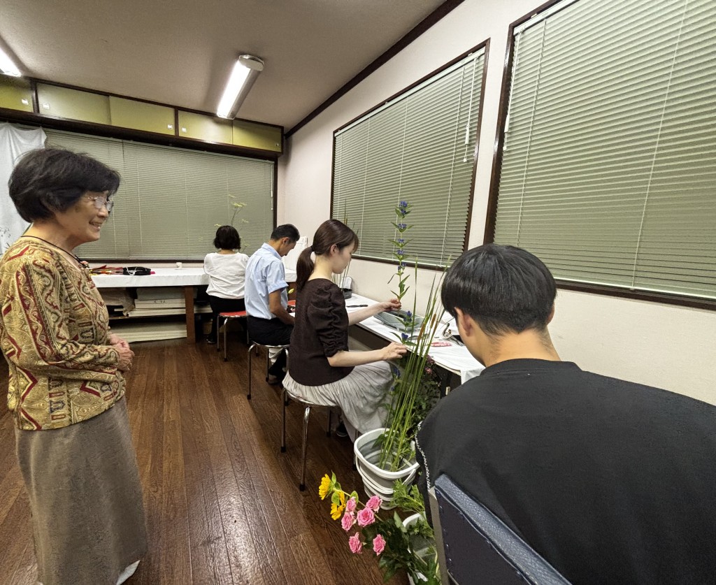 ヴァンヴェール池坊いけ花教室