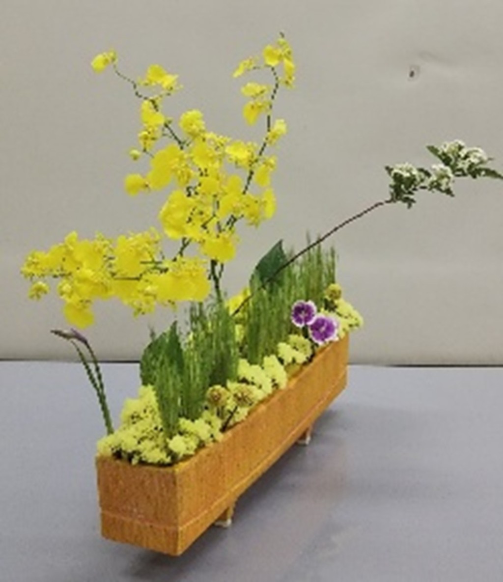 池坊　豊明花の会　カラット教室