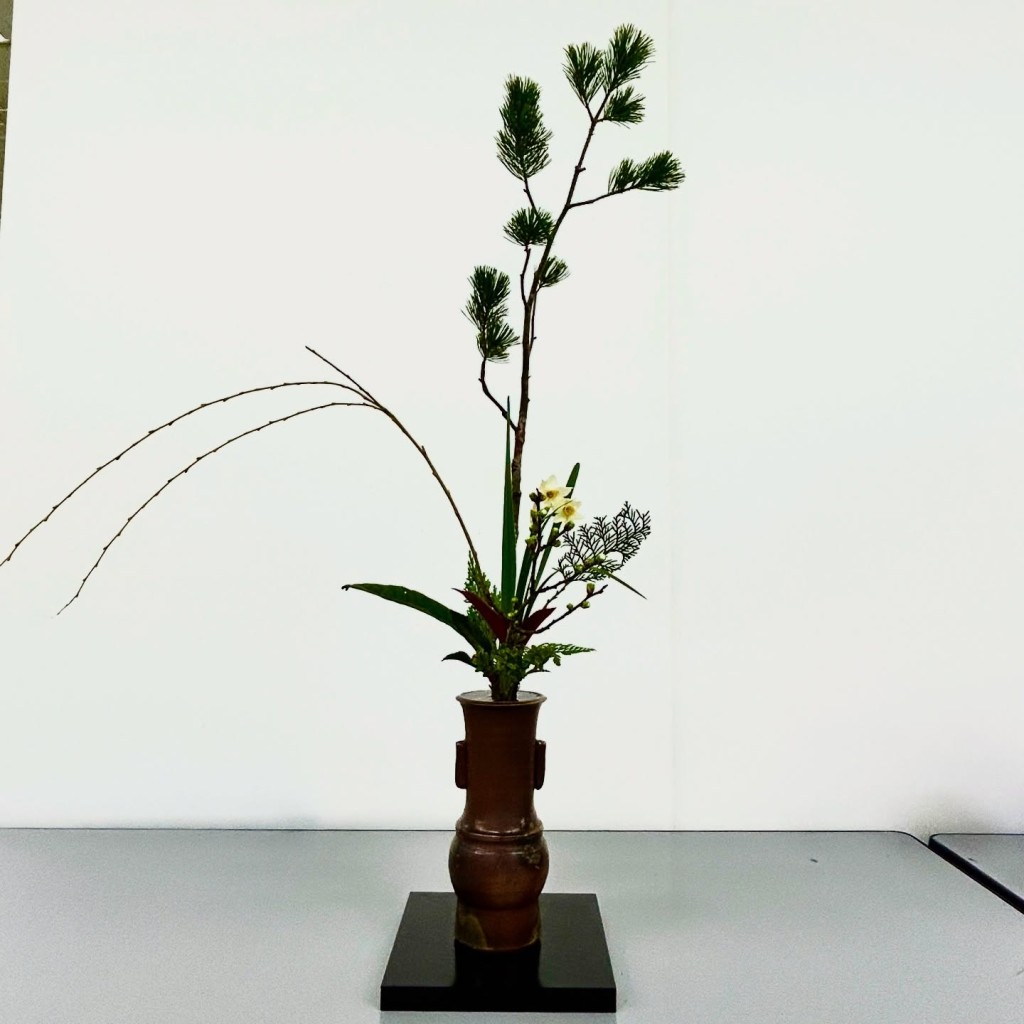 長年眠っていた信楽の花器が甦る｜池坊中央研修学院 冬期講習「たてはな」の学び