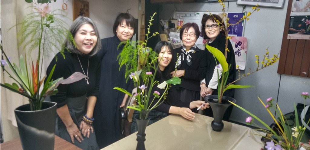 池坊いけばな教室　銘苅社中